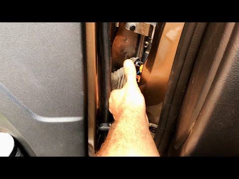 Видео: Порвалась проводка двери Skoda Yeti. Не работает управление правым стеклоподъемником и зеркалом.