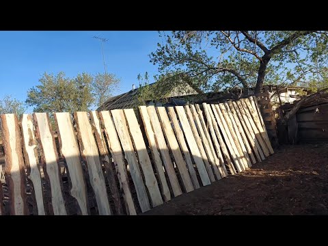 Видео: Жизнь в селе #Казахстан #Делаем забор.Выгнали свиней на улицу.