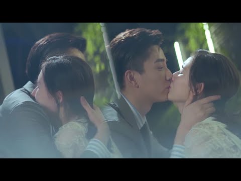 Видео: Золушка была атакована и чуть не погибла. Генеральный директор крепко обнял и поцеловал ее.