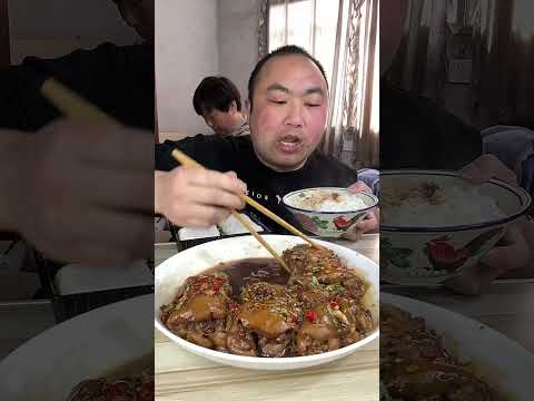 Видео: Если ты не хочешь есть, посмотри, как я ем, и ты захочешь этого.  42