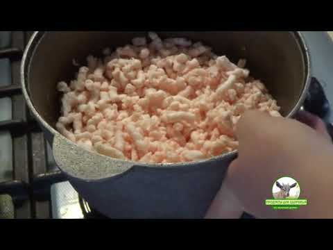 Видео: Топим внутрянной (нутряной) жир. Как правильно растопить жир.