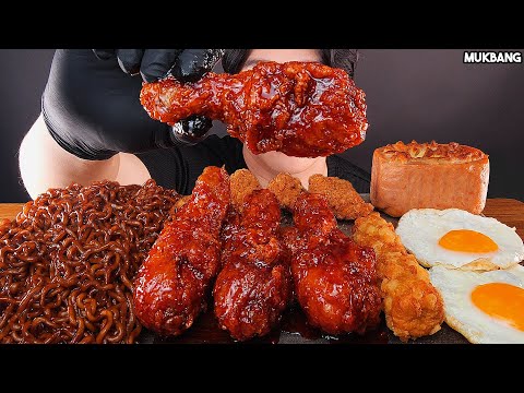 Видео: острая жареная курица и лапша Spicy Fried Chicken 🍗 Black Bean Noodles Spam EATING ASMR MUKBANG