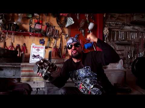 Видео: Kawasaki Vulcan VN-15 Замена маслосъёмных колпачков