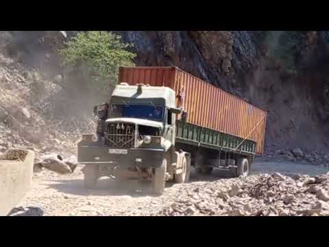 Видео: НЕ БРОСИЛ В БЕДЕ 🤯