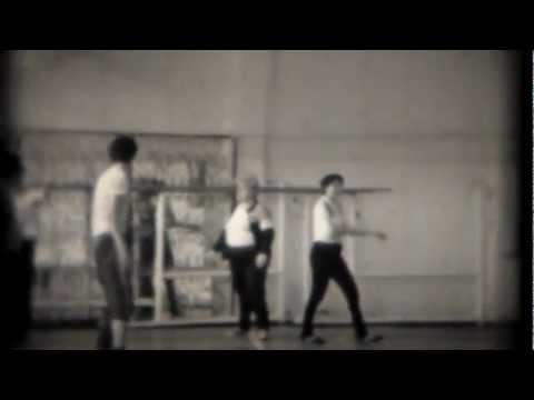 Видео: Джамбул, школа №32 (видео 2)