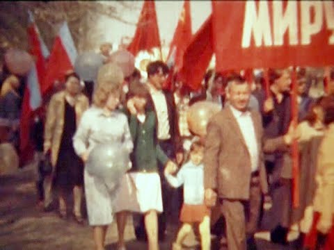 Видео: Первомай 1984 года в Грибановке. Из архива Валерия Березуцким