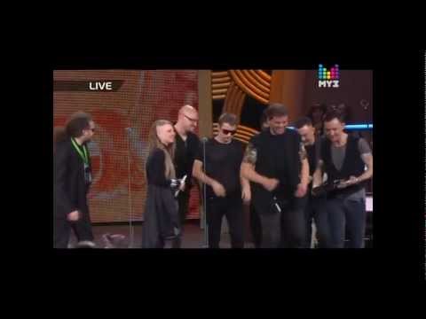 Видео: Вручение номинации "Лучшая Рок-группа" Премия Муз-тв 2012
