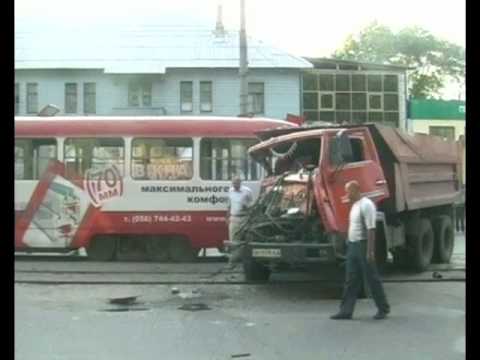 Видео: Аварии трамваев