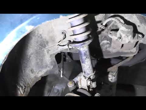 Видео: Ваз 11113 Ока Покраска порога и история с приводами