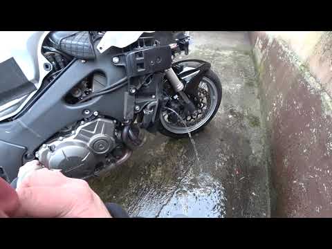 Видео: Про vfr 1200 замена антифриза с промывкой