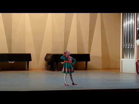 Видео: "Я с комариком плясала"