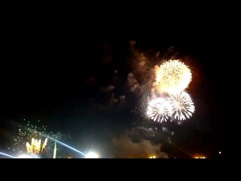 Видео: Праздничный фейерверк в честь Дня Независимости.