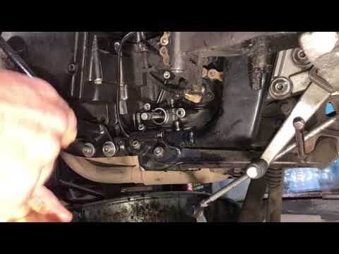 Видео: Замена сальника штока КПП