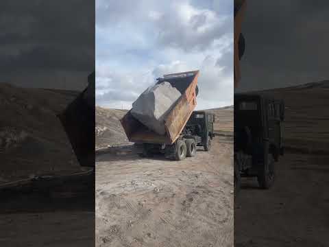 Видео: камаз перегруз