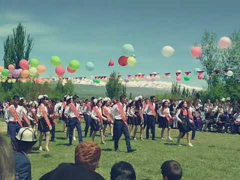 Видео: Ичке-Жергез айылы ((#флешмоб#бүтүрүүчү2018