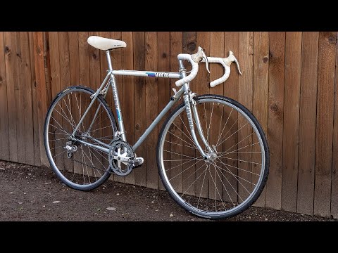 Видео: Реставрация Schwinn Premis 1988 года: самый грязный мотоцикл, над которым я когда-либо работал!