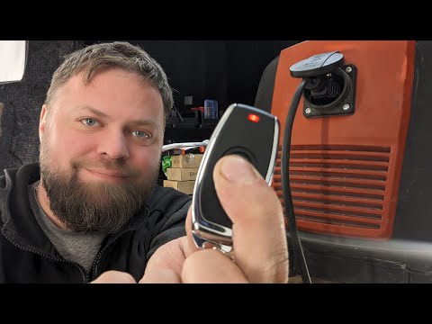 Видео: Дистанционное включение строительного пылесоса