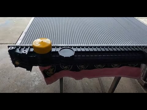 Видео: Замена основного радиатора