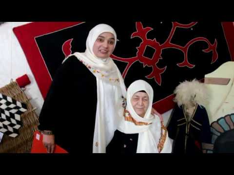 Видео: Международный день родного языка в МКОУ "Рахатинская СОШ имени М.Сахратулаева"