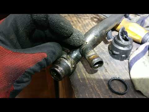 Видео: 🤘(2) Течёт антифриз-Патрубок,Фланец?VW passat b5 Пассат б5. Устранение и в чём была причина?(часть2)
