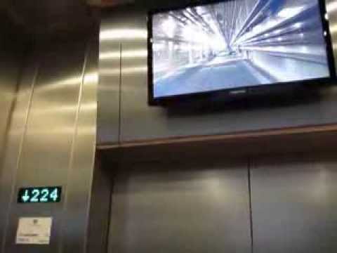 Видео: Лифт Останкинской башни