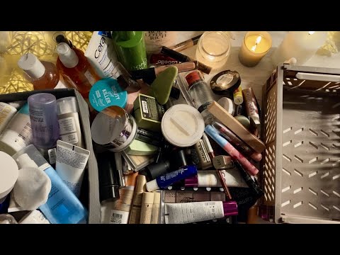 Видео: АСМР Моя декоративная косметика. Тихий голос | ASMR My Makeup Collection. Soft Voice