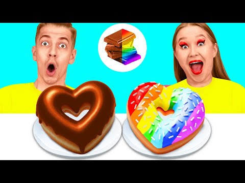 Видео: Мармеладный пончик vs Шоколадный пончик vs Настоящий пончик Челлендж | Безумная Кулинарная Битва