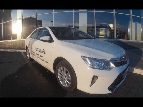 Видео: Toyota Camry 2016 2.0 тест драйв