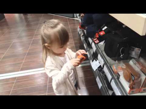 Видео: Vlog: едем в Мегу, совершаем покупки в Ikea, выбираем и покупаем видеокамеру