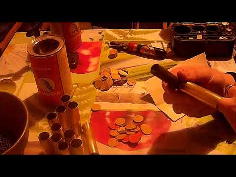 Видео: Зарядка патронов 16 калибра