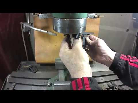 Видео: Еще один центроискатель