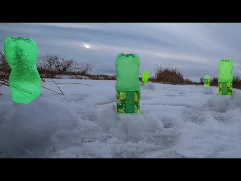 Видео: ЧТО ЖЕ Я ТАК РАНЬШЕ НЕ ЛОВИЛ! Жерлица - Бутылка ловит не хуже заводской!