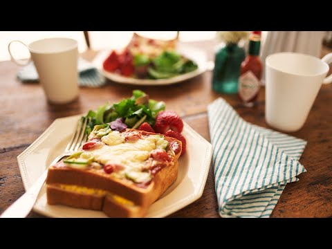 Видео: Подготовка к весне/дневной жизни пары с двумя кошками/как приготовить японские тосты для пиццы