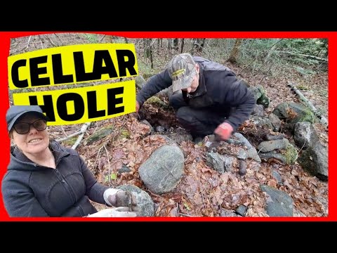 Видео: 2025. Исследование по раскопкам бутылок в подвале ~ Раскопки на руинах усадьбы викторианской эпохи ©