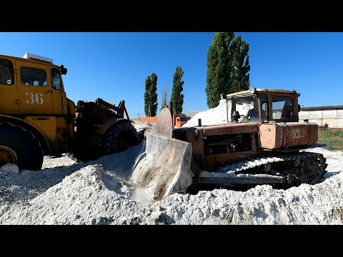 Видео: Сегодня завершили вывоз гипса на поля! Два Василия работают в связке!