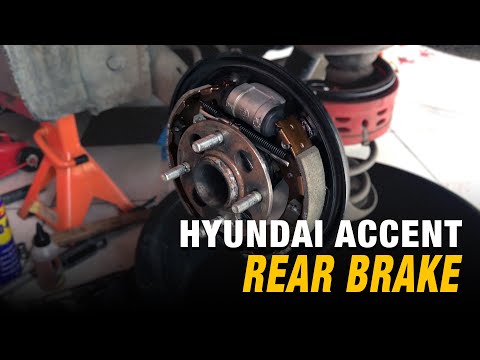 Видео: Как заменить тормозную колодку барабанного тормоза — Hyundai Accent