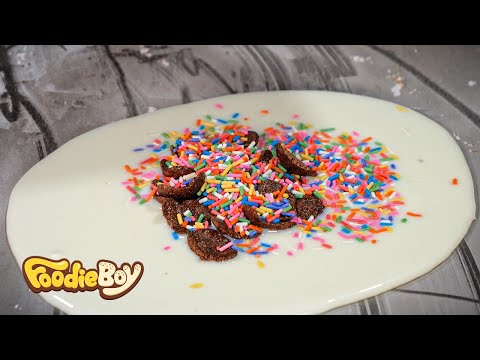 Видео: Рулеты с мороженым в Таиланде | тайский десерт АСМР