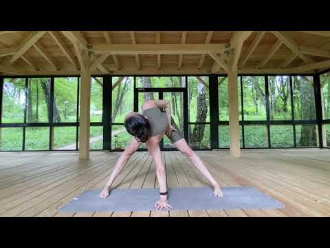 Видео: Вечерняя йога для релакса