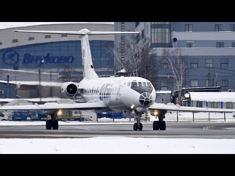 Видео: Ту-134 RA-65977 ЮТэйр Экспресс Внуково Руление, прогрев и взлет.