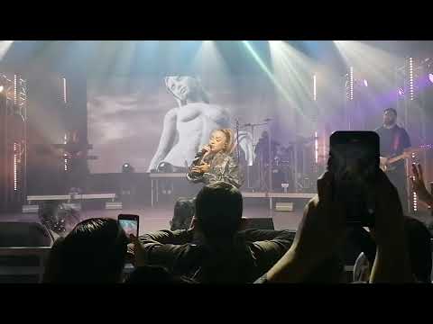 Видео: Мари Краймбрери, концерт в Волгограде, 30.10.2024