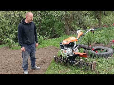 Видео: Обзор и работа фрезой на склоне мотокультиватора Stihl MH 700 power)