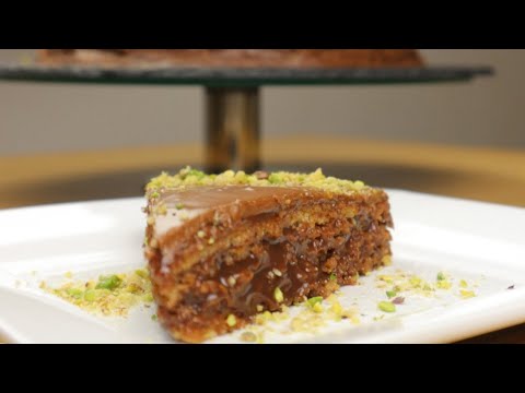 Видео: Торта "Гараш" вълшебство от орехи и шоколад