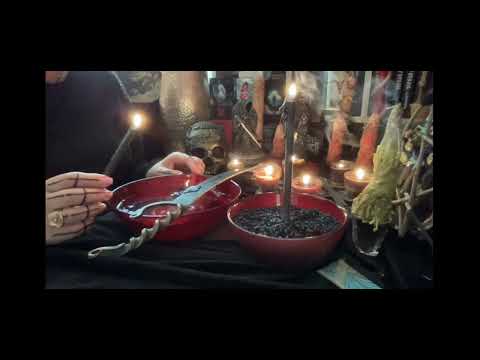 Видео: ЧИСТКА ЧЕРНОЙ ПОРЧИ. КАССАНДРА & ФРЕЙЯ. МАГИЯ ОБРЯДЫ РИТУАЛЫ ГАДАНИЯ.