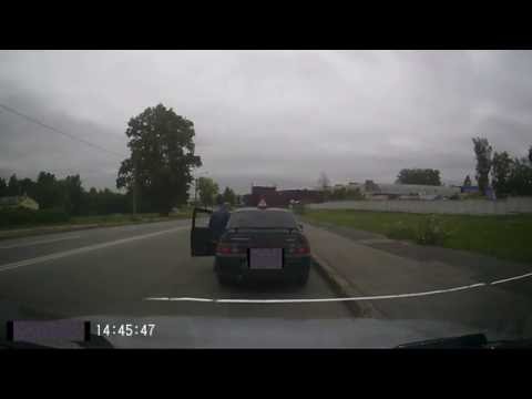 Видео: ошибки при развороте на перекрёстке