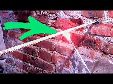 Видео: Полка в погребе. Простой и надежный способ крепления полки к стене от doRABOTKA