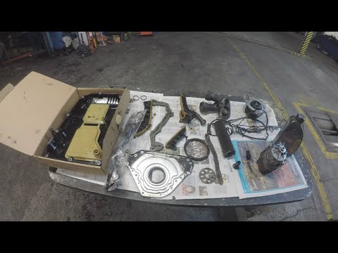 Видео: Двигатель Mercedes E220d 2016 654 W213 спасен в последнюю минуту. Замена цепи ГРМ и цепи масляног...