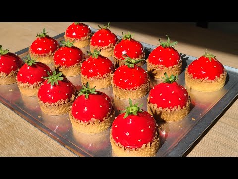 Видео: удивительный процесс приготовления гигантского клубничного торта - корейская уличная еда