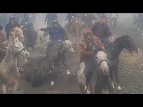 Видео: Бузкаши дар деҳаи Суҷина қисми 2, 02 17 2024.