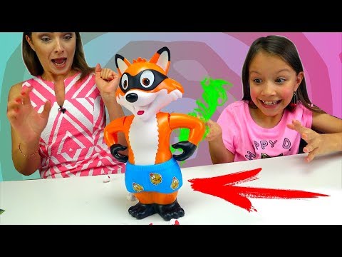 Видео: БЕЗ ШТАНОВ ЧЕЛЛЕНДЖ Challenge Catch The Fox Game For Kids / Вики Шоу