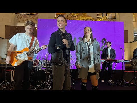 Видео: Плакса Фест. Ника Жукова. Ваня Дмитриенко. Олиша.